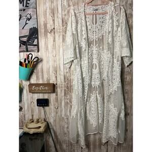 🌸 Rachel Zoe White Sheer Embroidered Kimono Duster 🌸